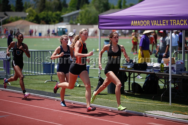 2014NCSTriValley-135.JPG - 2014 North Coast Section Tri-Valley Championships, May 24, Amador Valley High School.
